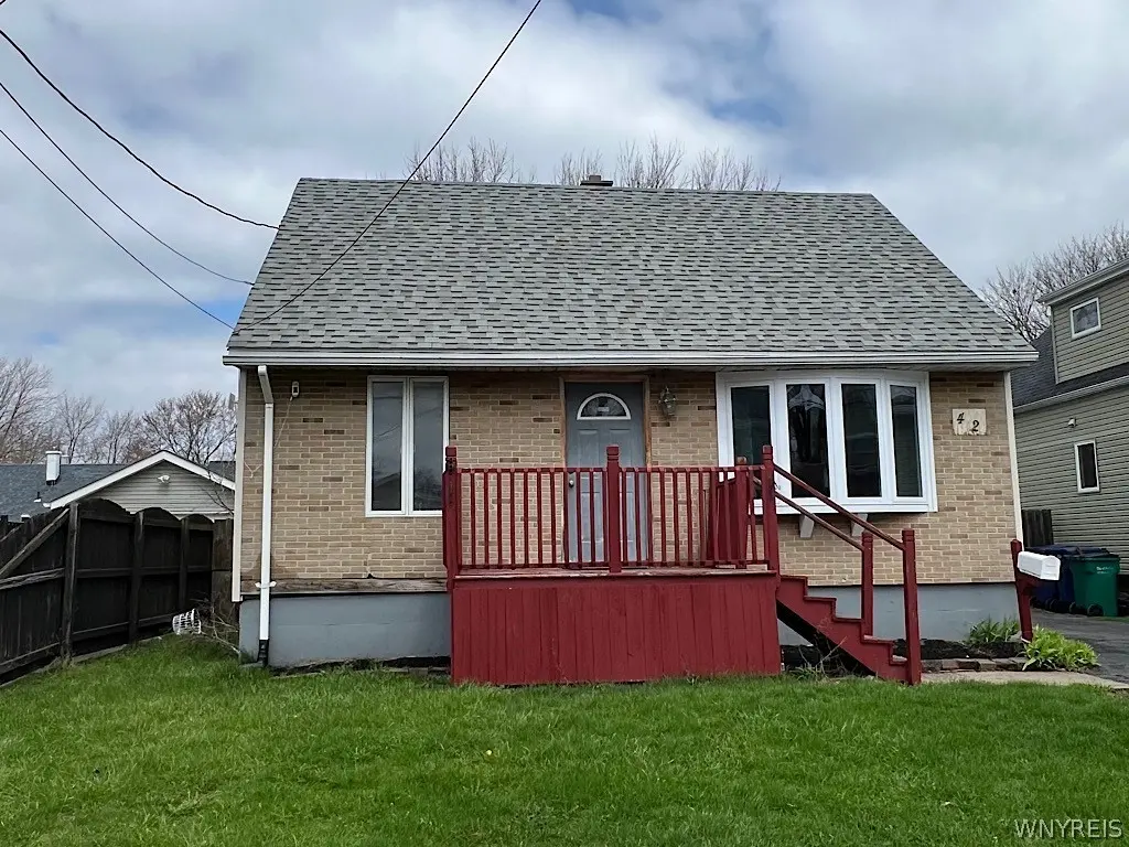 42 Garvey Ave