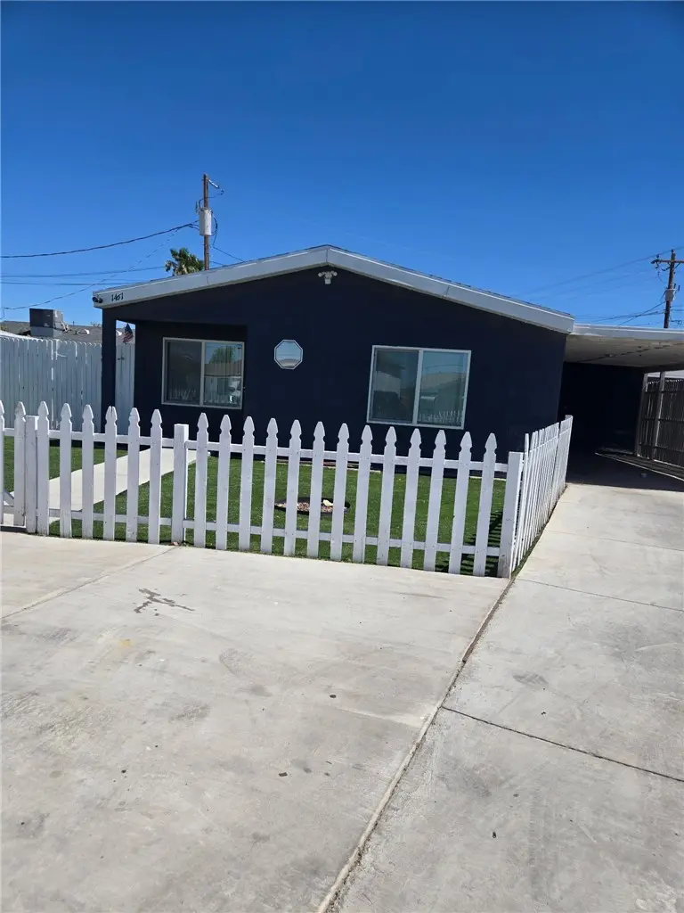 1461 E Paseo Redondo Cir