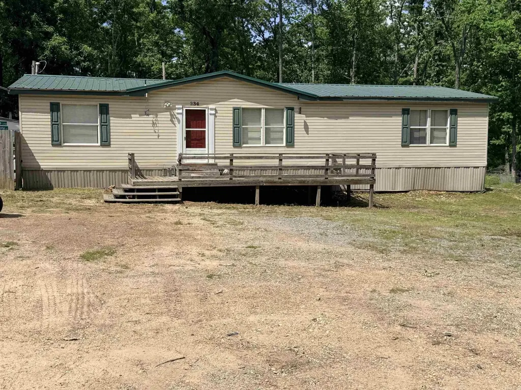 234 Dogwood Dr
