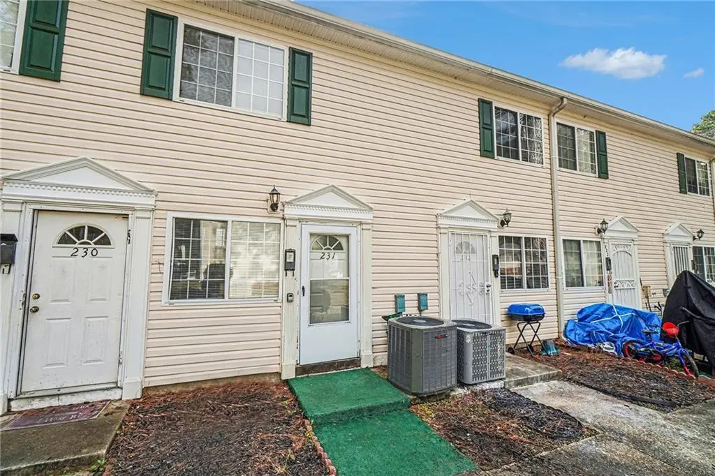 405 Fairburn Rd #231
