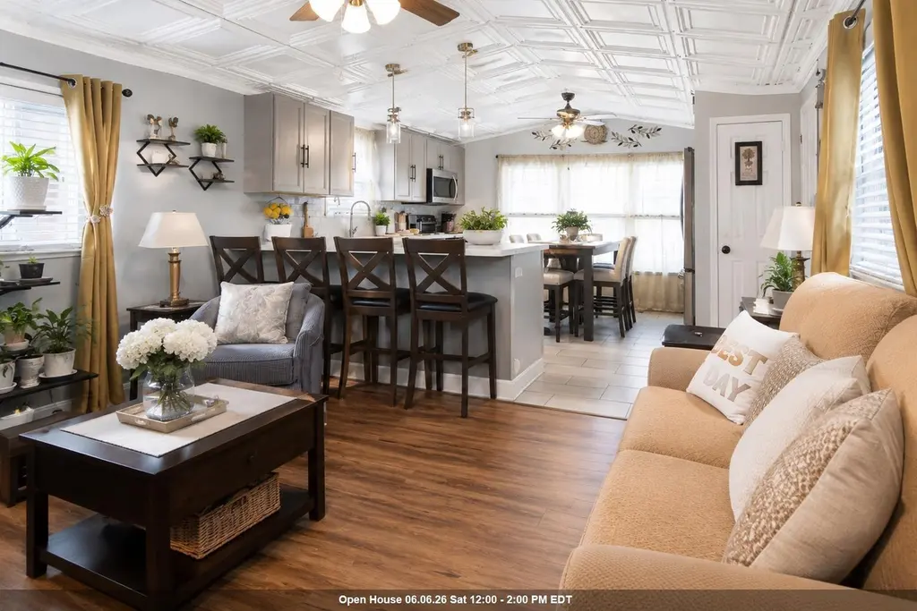 190 W 24TH St Unit B7