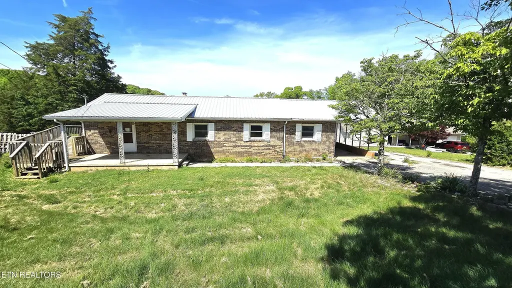 2150 Pinecrest Cir