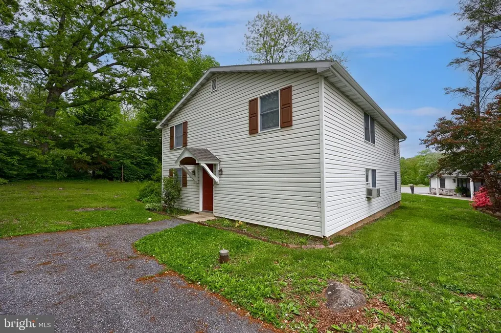 229 Old Hershey Rd