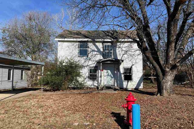 1905 NW Baldwin