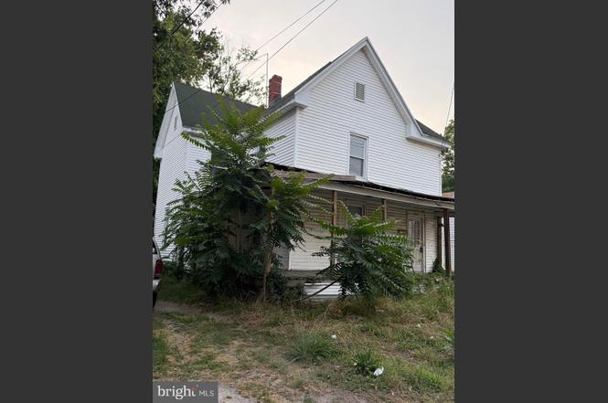 810 2nd St
