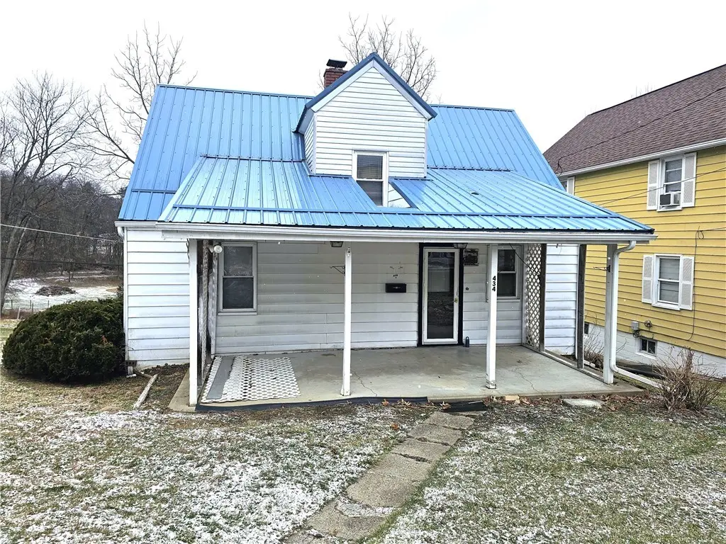 434 Cecil St