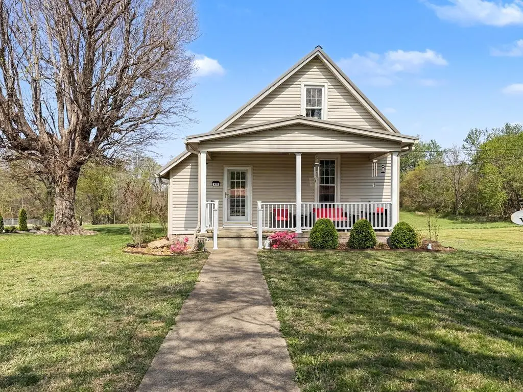 428 S US Highway 41a