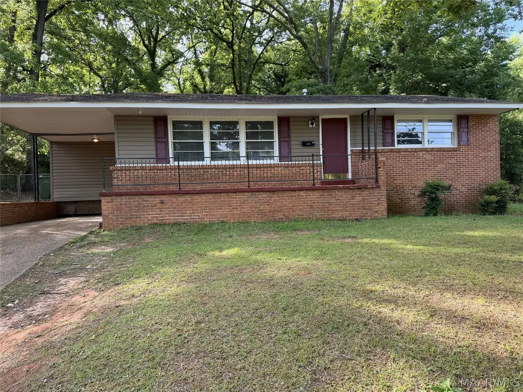3332 Willow Lane Dr