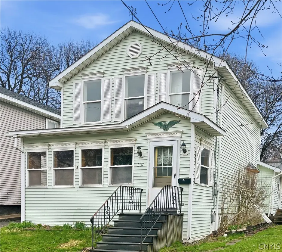 207 E 2nd St