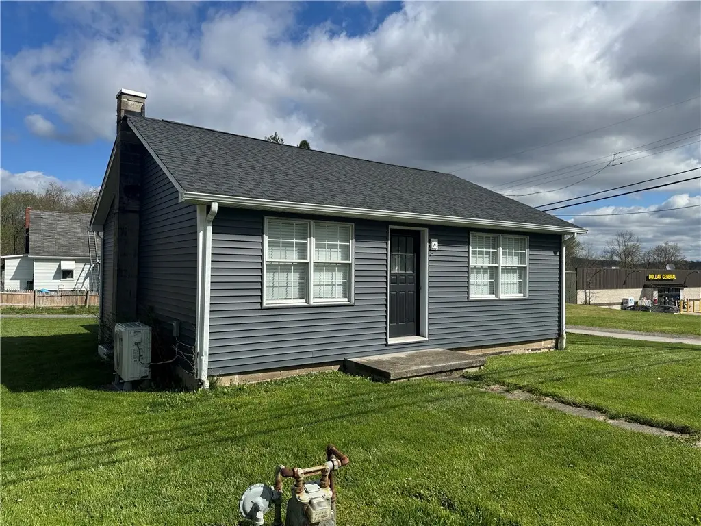 121 Oak Rd