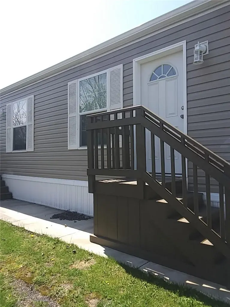 36 Leesburg Ct