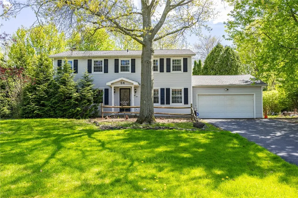 54 Glen Acre Dr