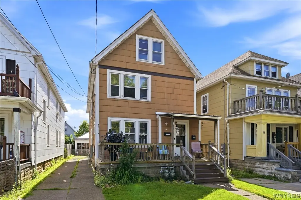 40 Ullman St