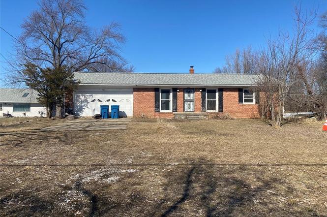8126 Corunna Rd