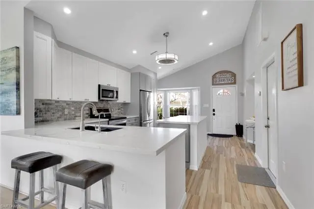 3588 Corinthian Way