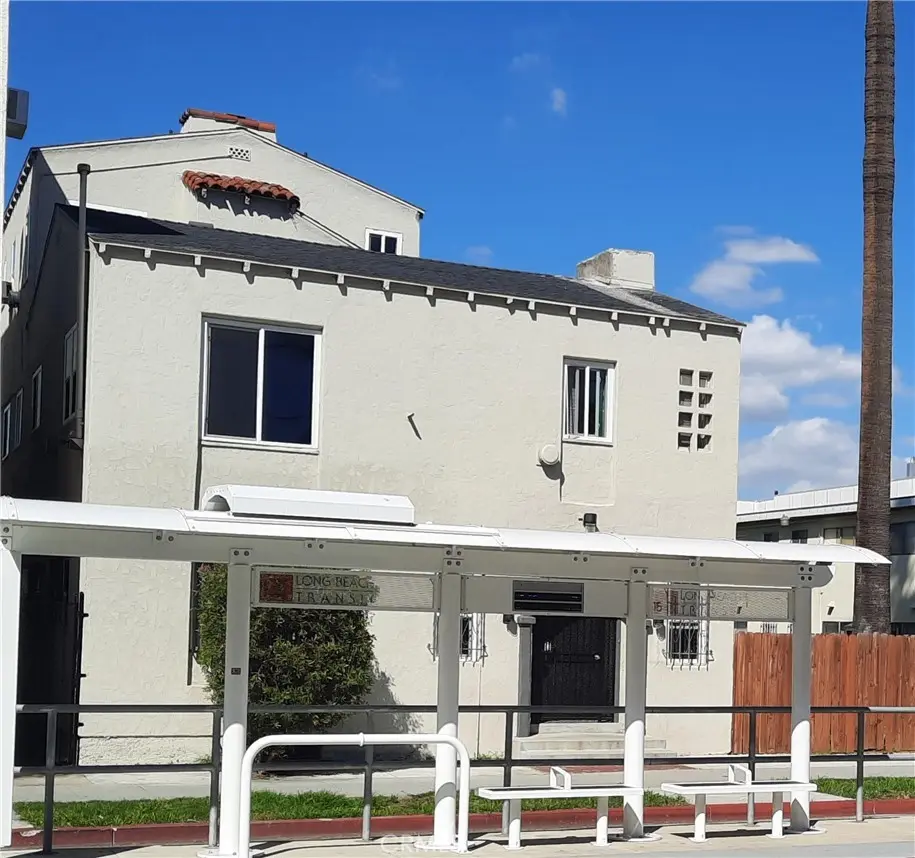 515 W 3rd