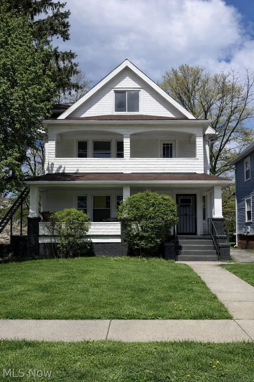 3305 Desota Ave