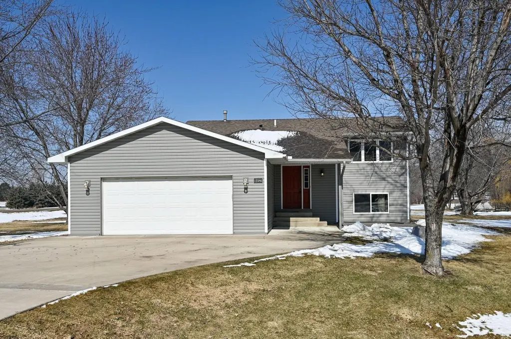 12186 59th Cir NE
