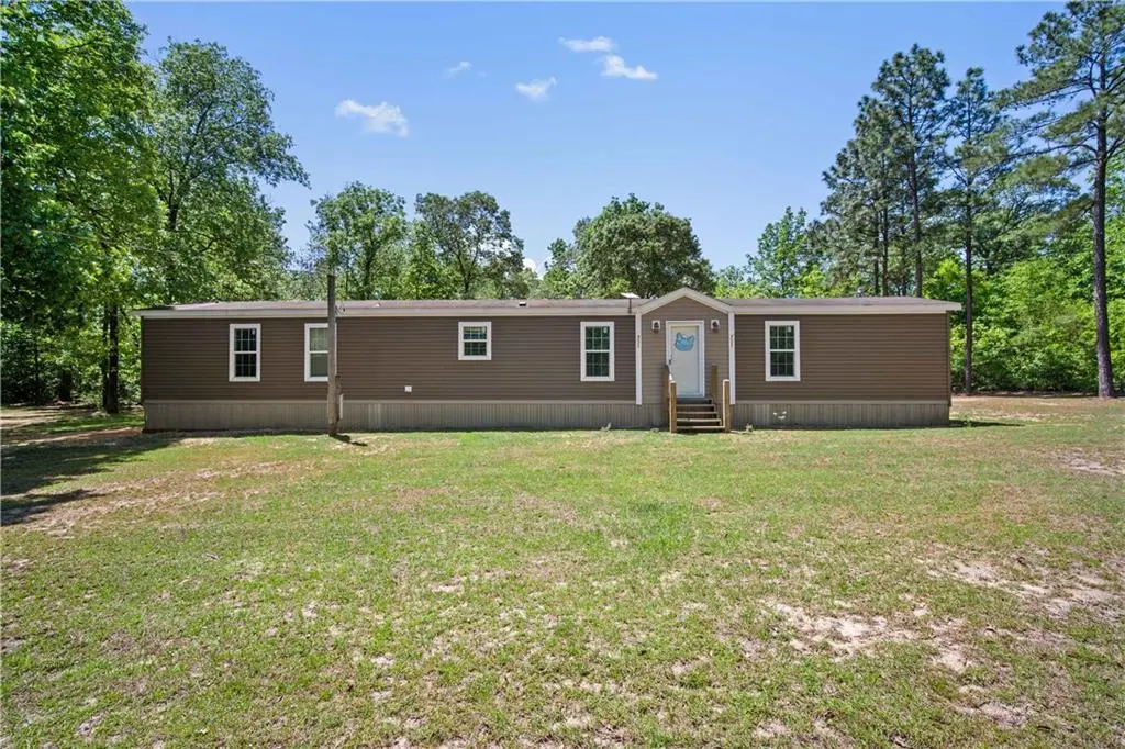205 Dogwood Dr