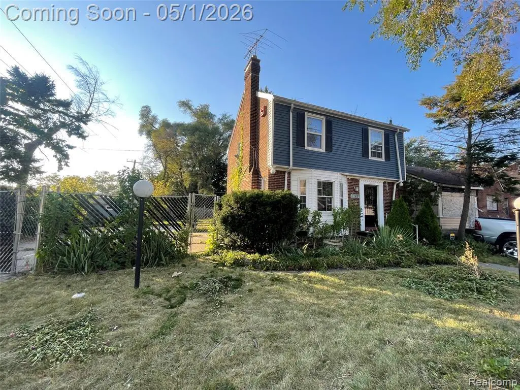 10731 Roxbury St