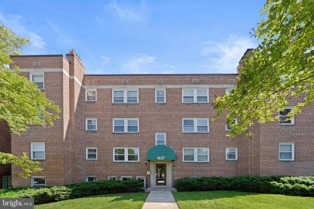 1627 Massachusetts Ave SE Unit T1 (B1)