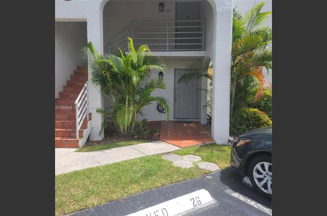 3564 Magellan Cir Unit 211-1