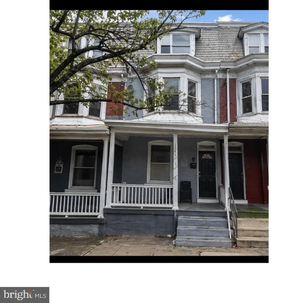 508 Curtin St
