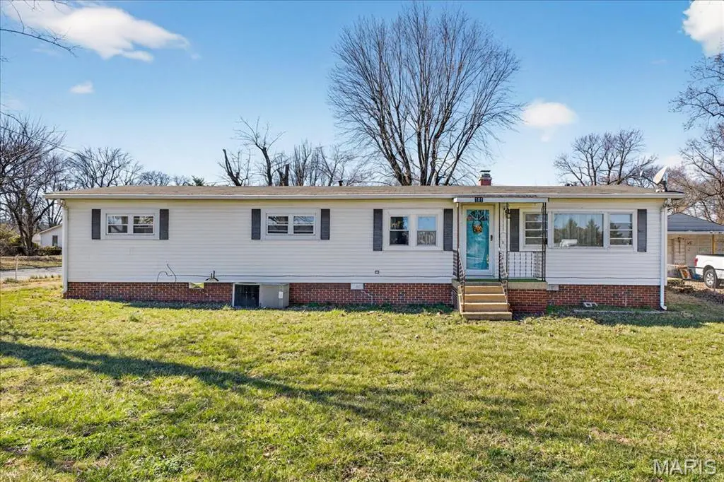 101 N Ruby Ln