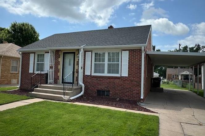 208 Ringland Rd