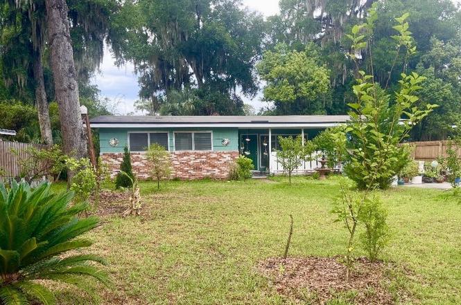 804 N Cypress Ave