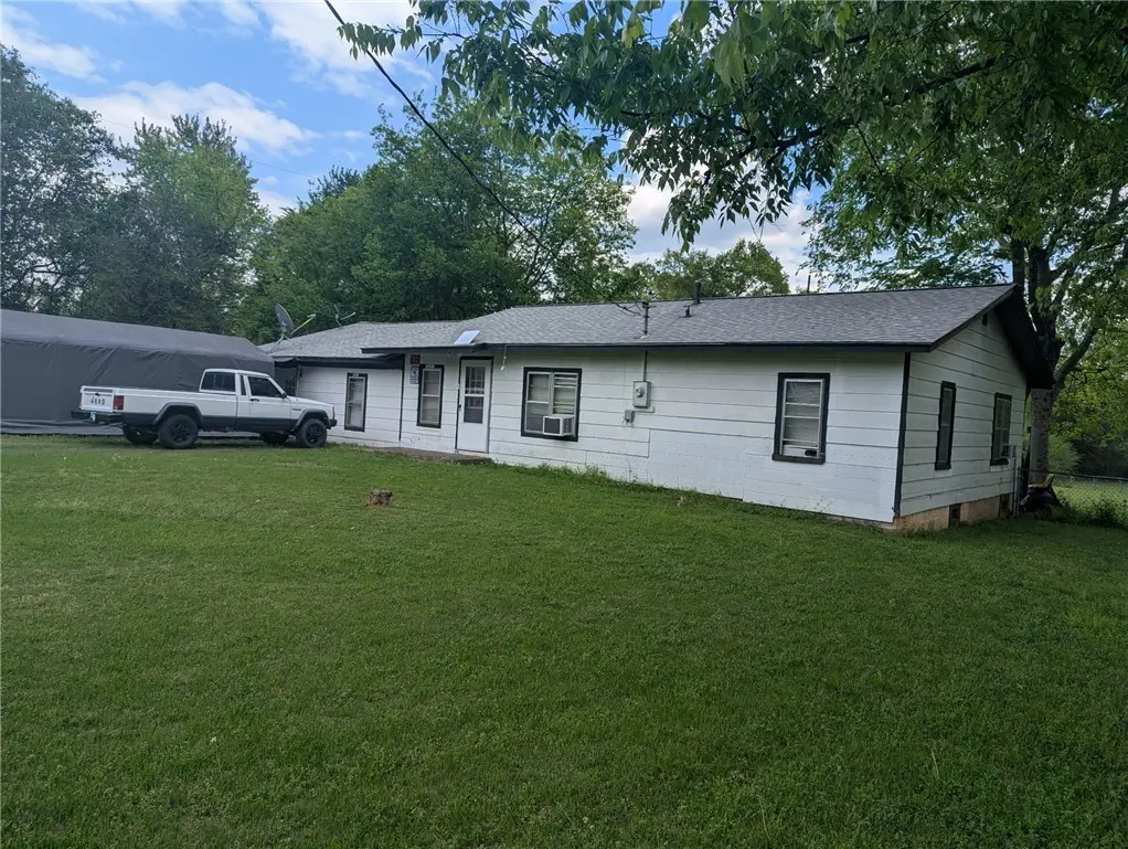 7371 Highway 64