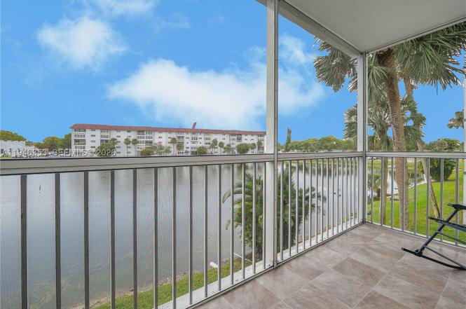 4751 NW 21st St #211