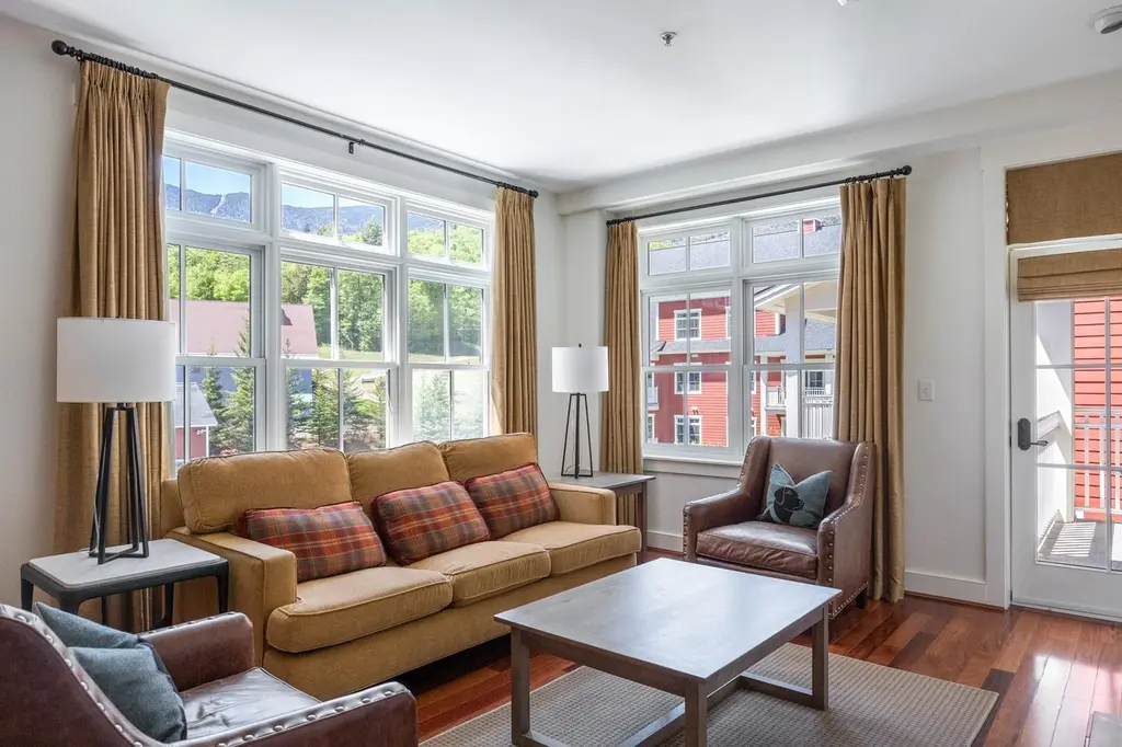 102 Forest Dr Unit 309 / I Clay Brook at Sugarbush