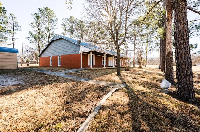 111 Jameson Dr