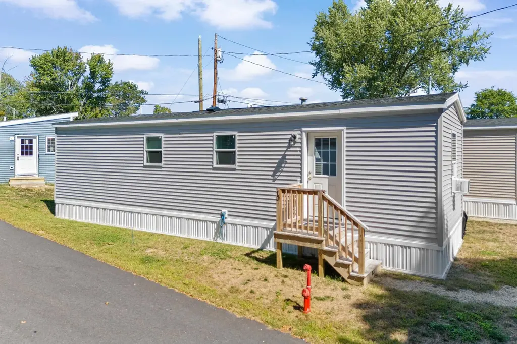 1338 Woodbury Ave #10