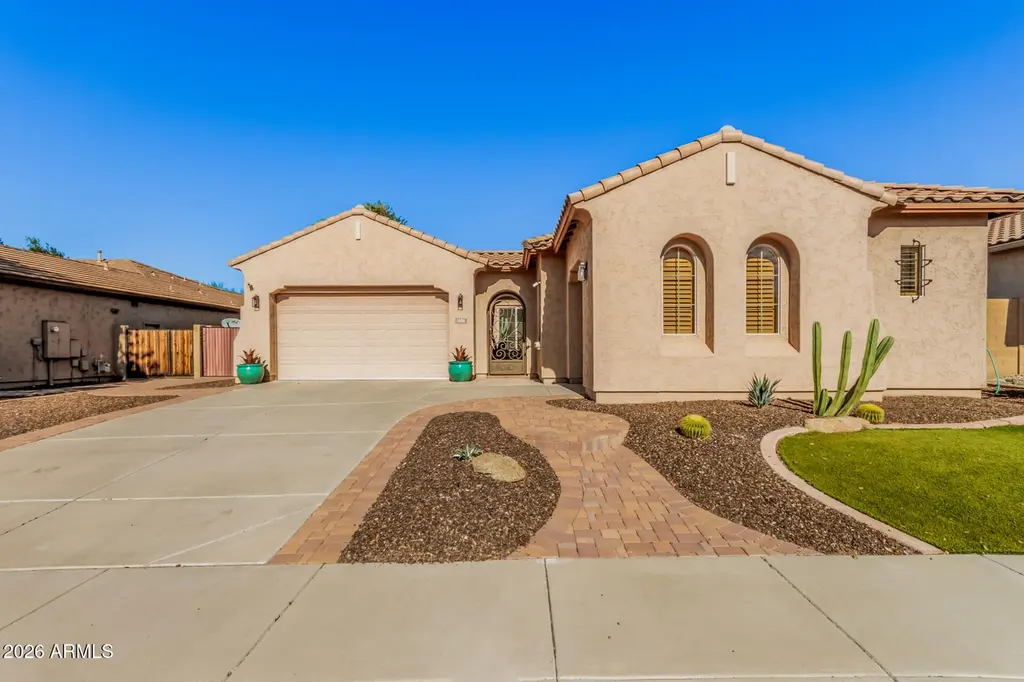 5606 W Desperado Way