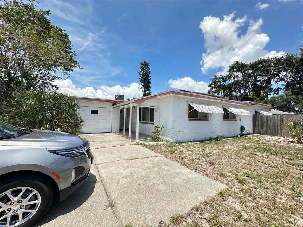 5671 Orange Rd