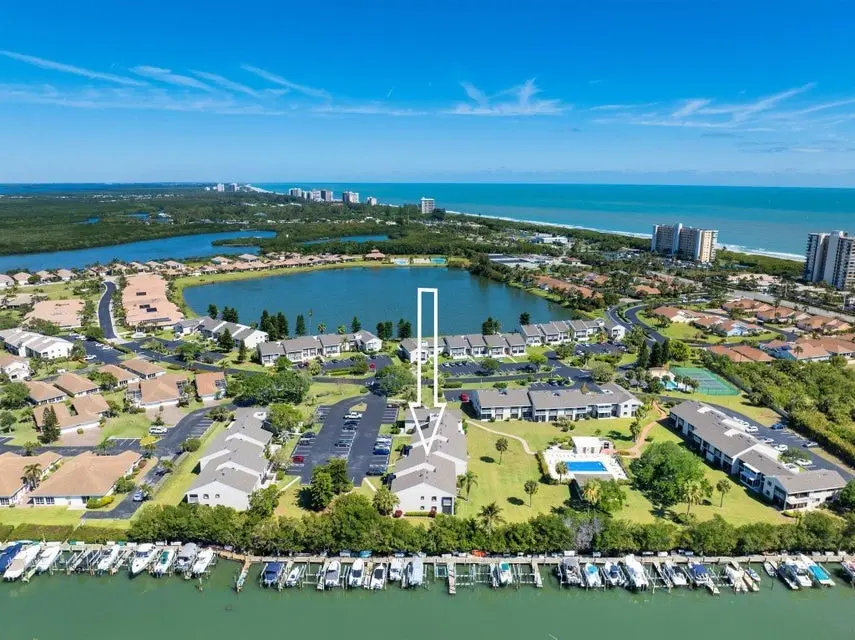 3212 S Lakeview Cir #10205