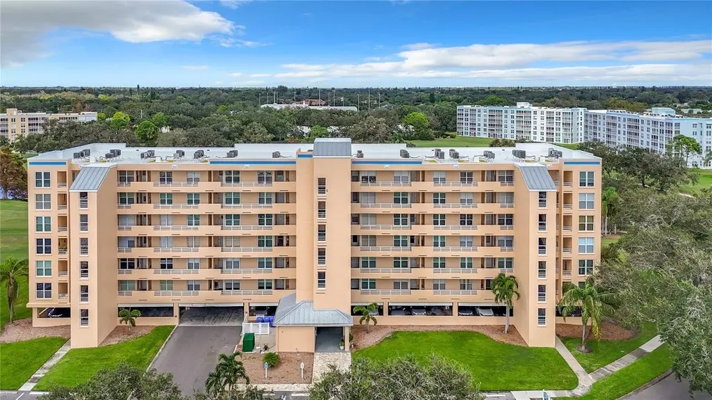 4410 Fairways Blvd #206