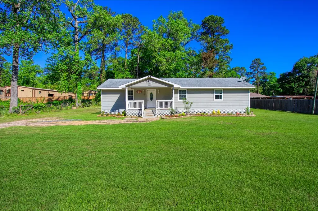 31111 Honeysuckle Ln