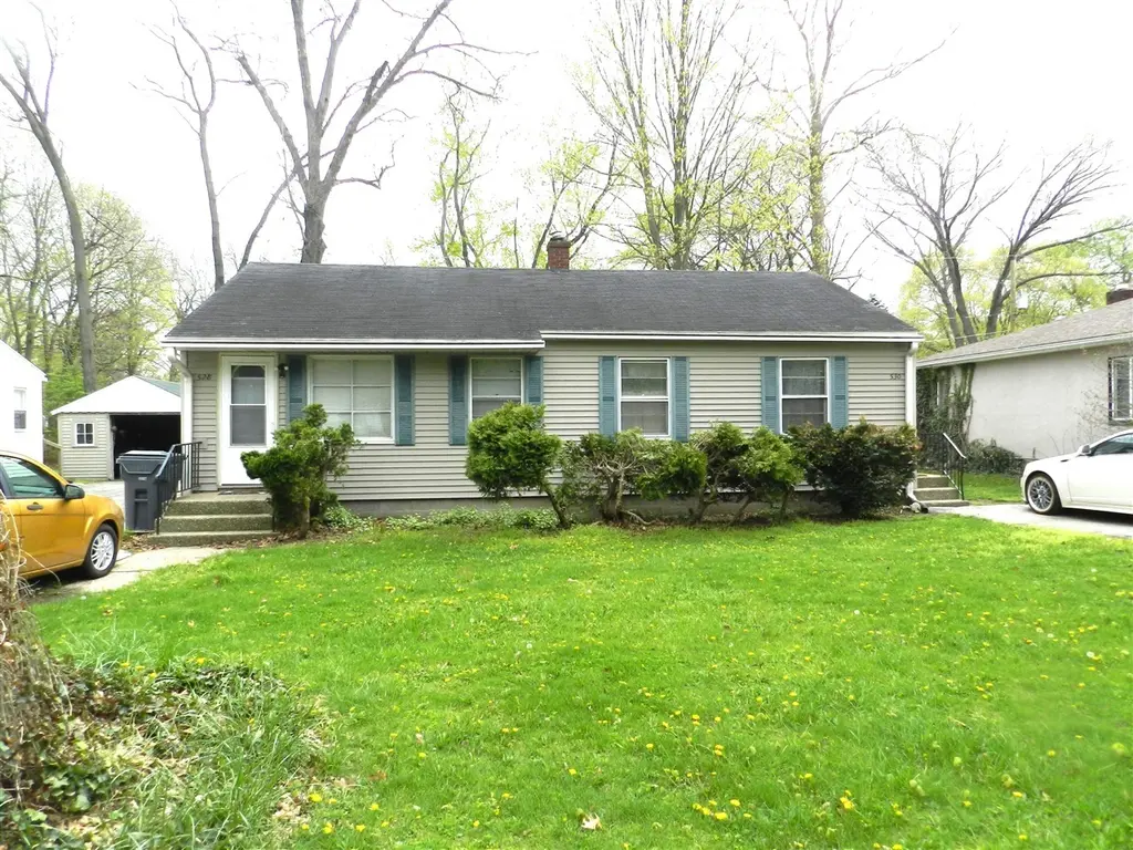 518 & 528 Chippewa Rd