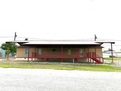 11372 US-90