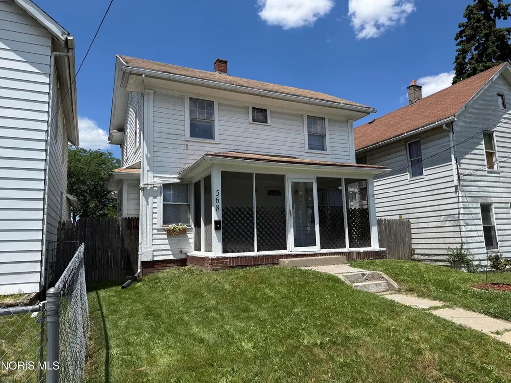 568 Dover Pl