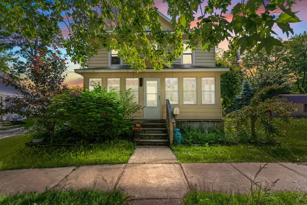 119 S Manning St
