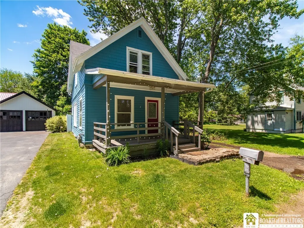 2 Crescent Ave