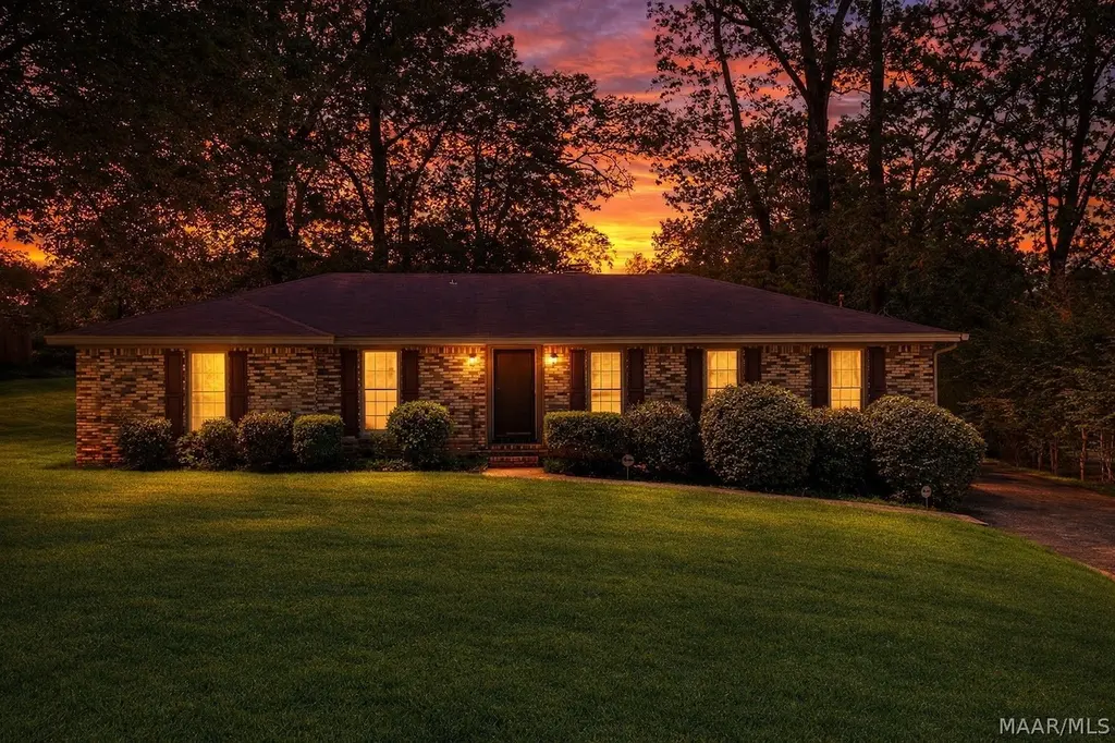 1237 Woodhill Ct