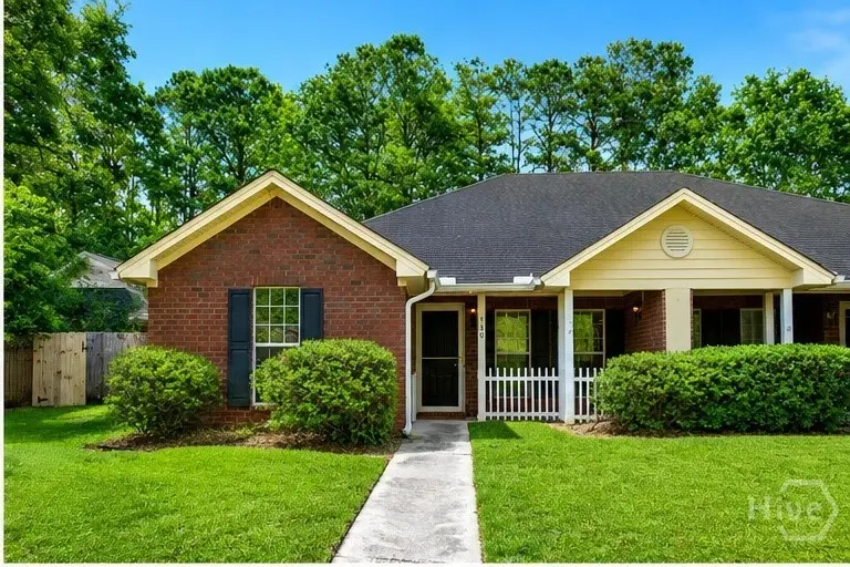 130 Trellis Way