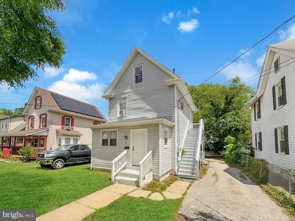 31 S Myrtle St