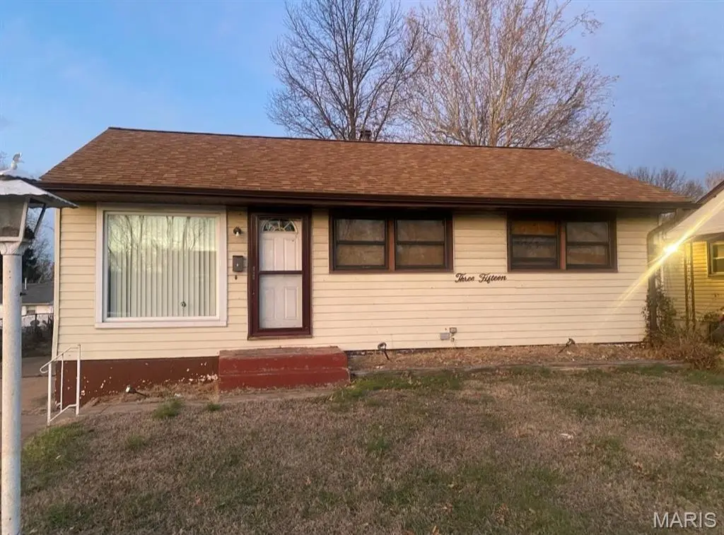 315 Shepley Dr