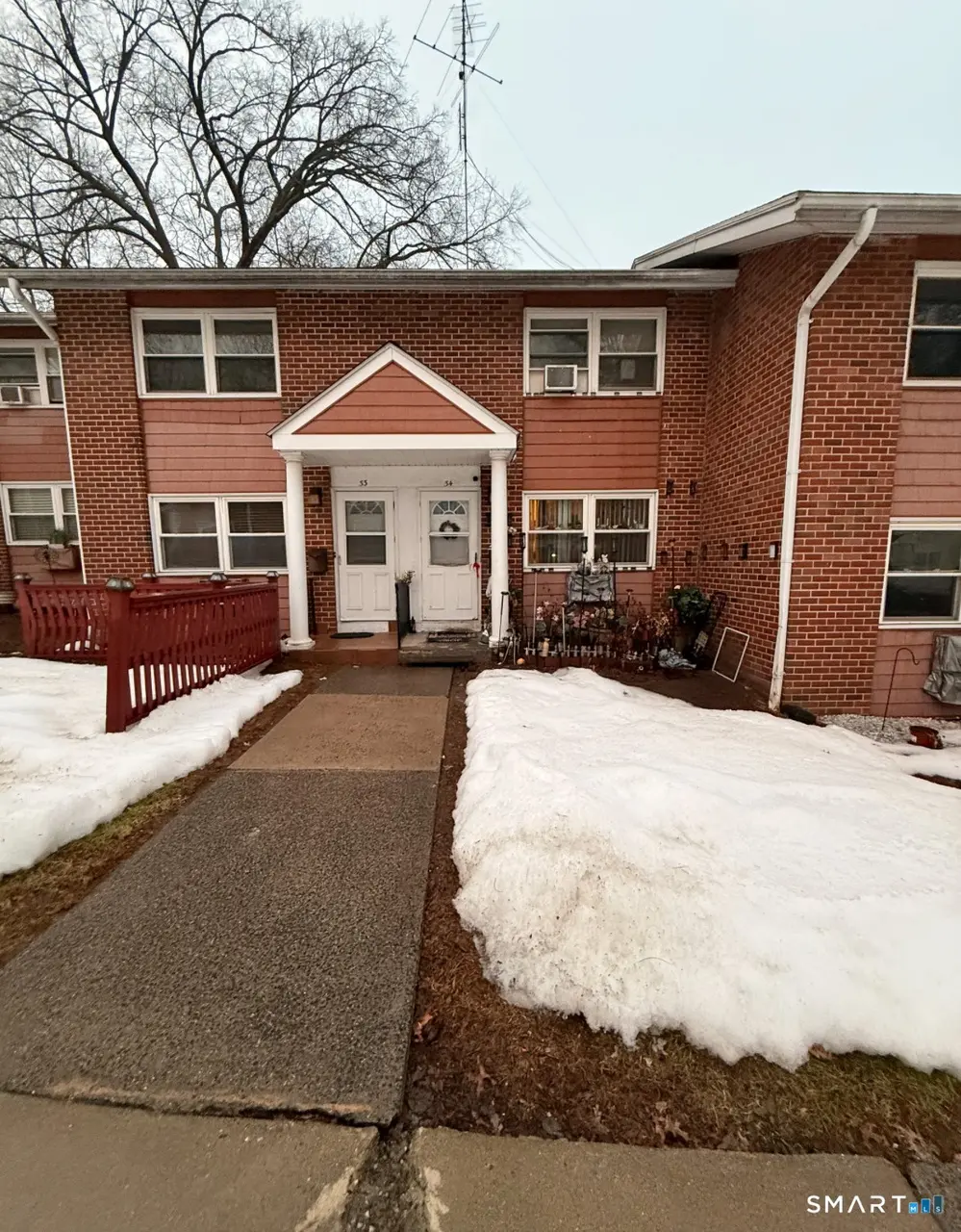 280 Capen St